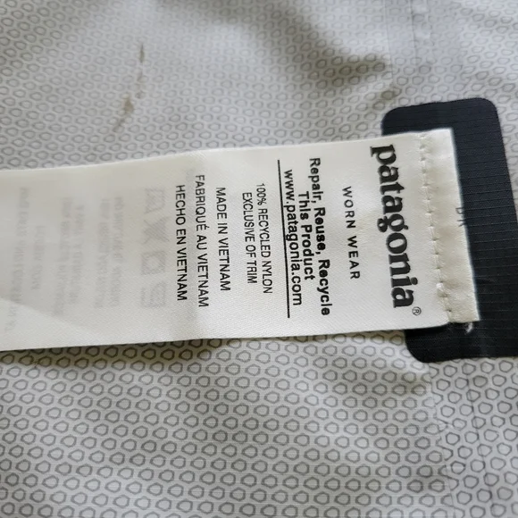 Patagonia Jacket Womens Small H2No Waterproof Hooded Rain Coat Outdoor Hiking - Picture 8 of 11